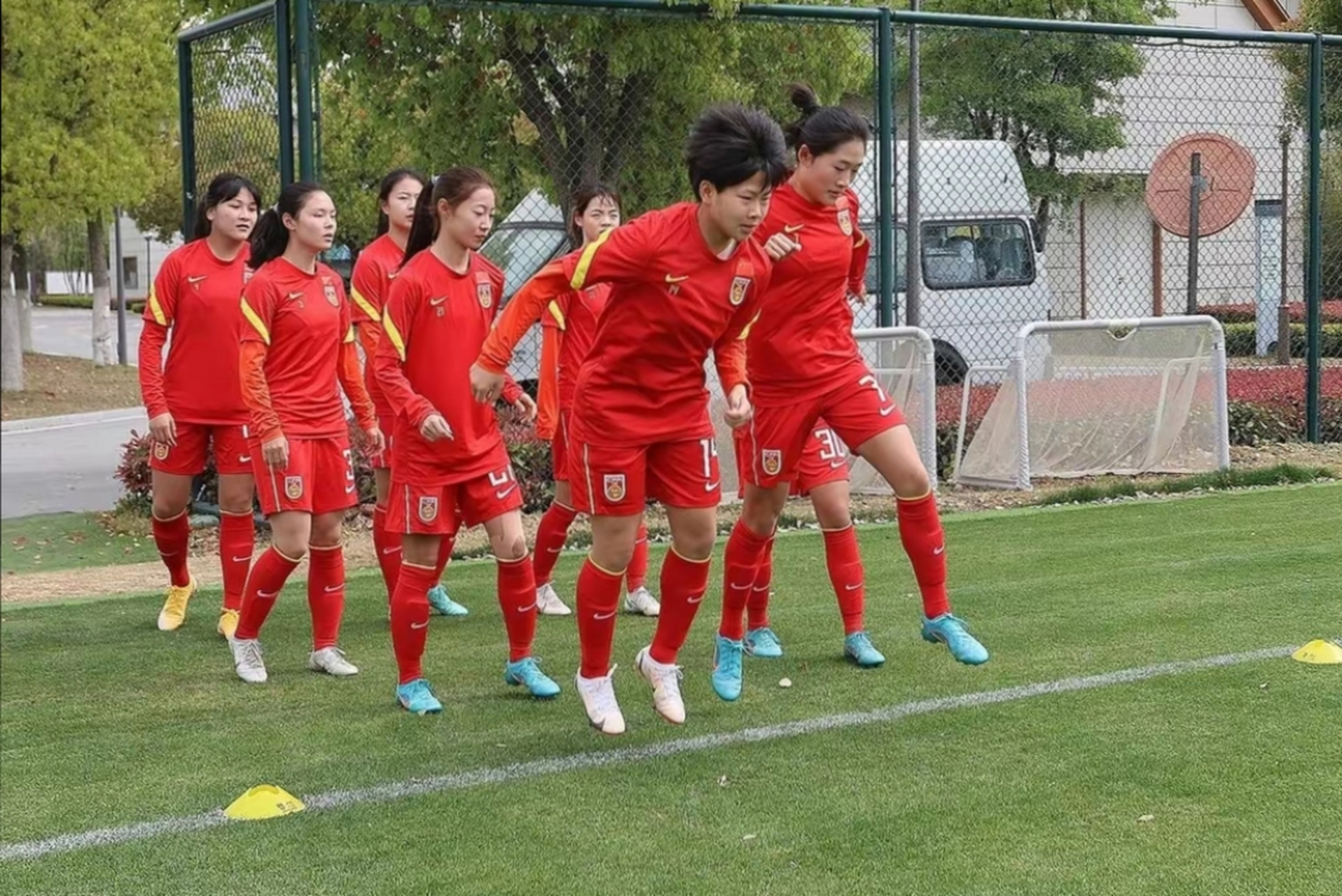 关于女足国家队备战决赛，战术调整备战夺冠的信息
