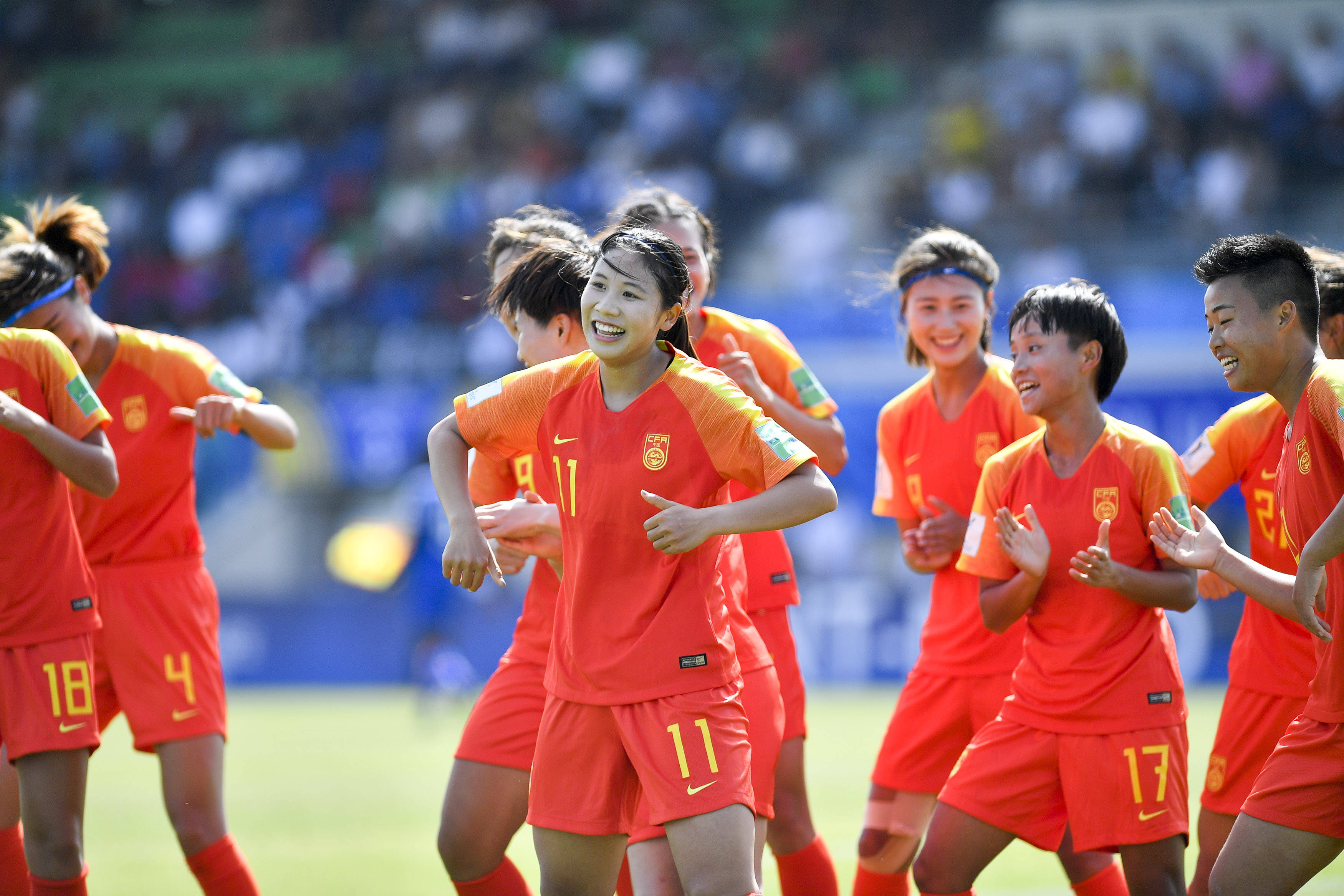 国足女足逆转战局，赢得关键比赛